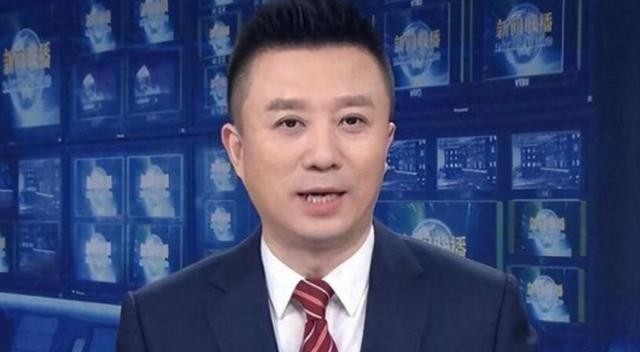 离开东方卫视9年，央视主播潘涛回上海，54岁官宣新身份可喜可贺