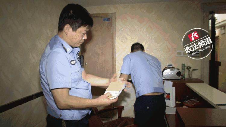 长沙警方查处三家“小卡片”背后的涉黄场所