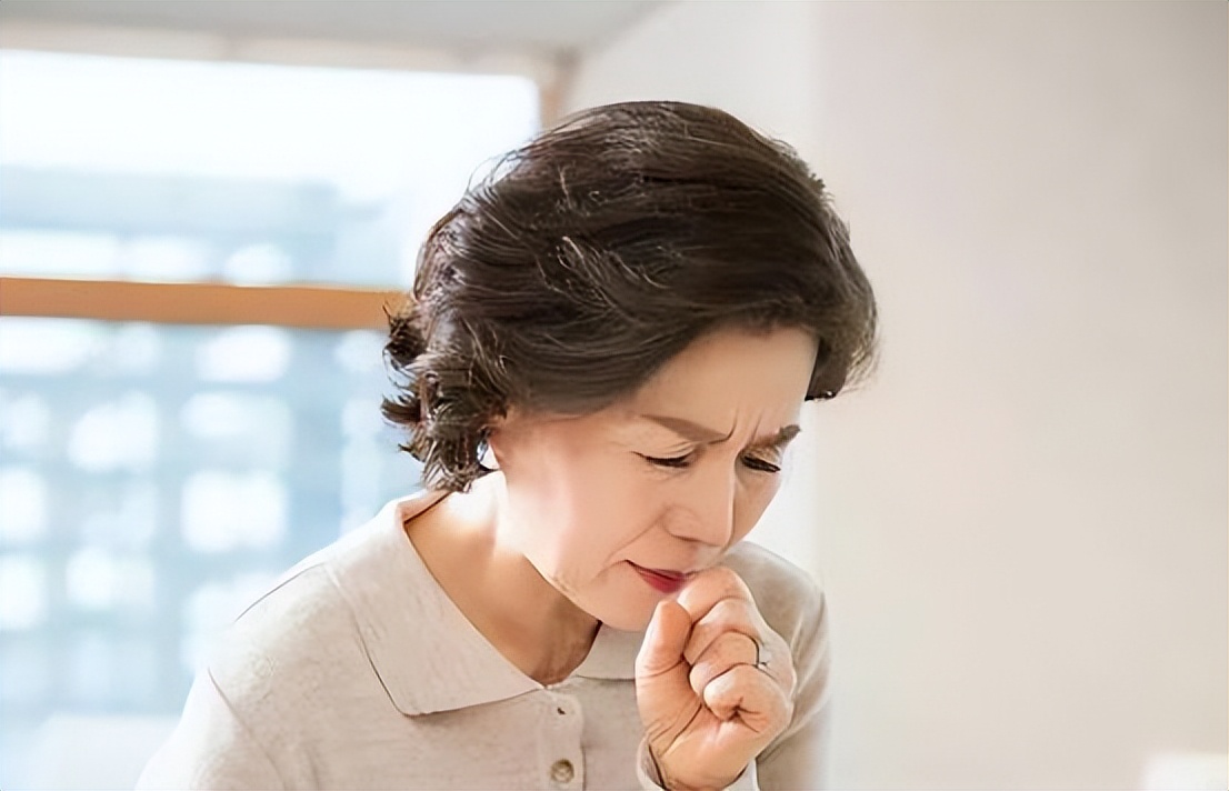 女性阴挺是怎么回事？对身体健康有影响吗？需要治疗吗？