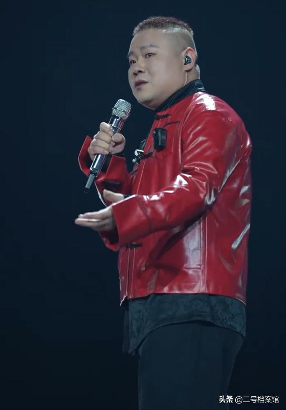 担心的事还是发生了, 岳云鹏演唱会发言大胆, 暴露郭德纲的真实处境