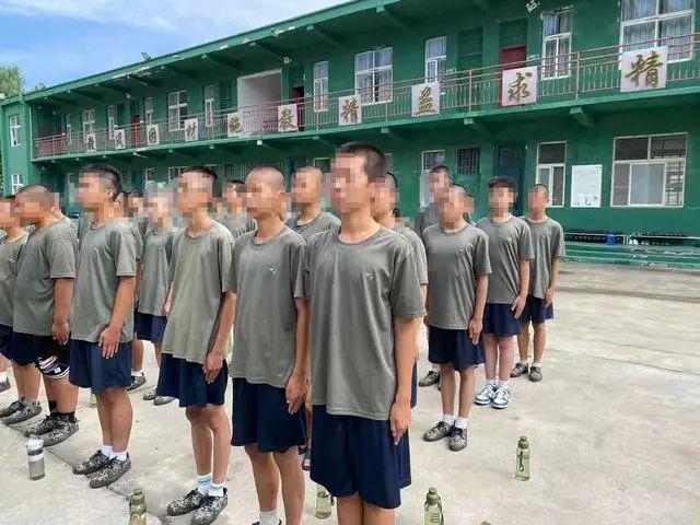 早读 | 雷雨大风！24名学生和家长死伤！民警1死2伤！6个男孩被猥亵？碾压骑行孩童司机被捕！