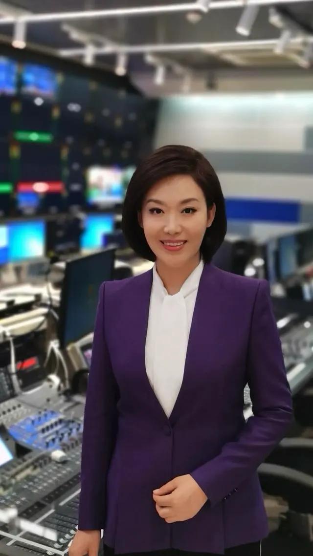 郑丽、宝晓峰、王音棋、李梓萌，谁是主播一姐？90后的她潜力大