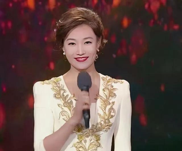 郑丽、宝晓峰、王音棋、李梓萌，谁是主播一姐？90后的她潜力大