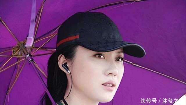 她是央视最穷酸主持人，22年没涨工资，43岁才够首付买房至今未婚