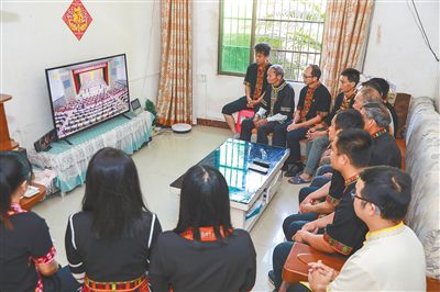解放思想创新实干 为自贸港建设汇聚磅礴力量