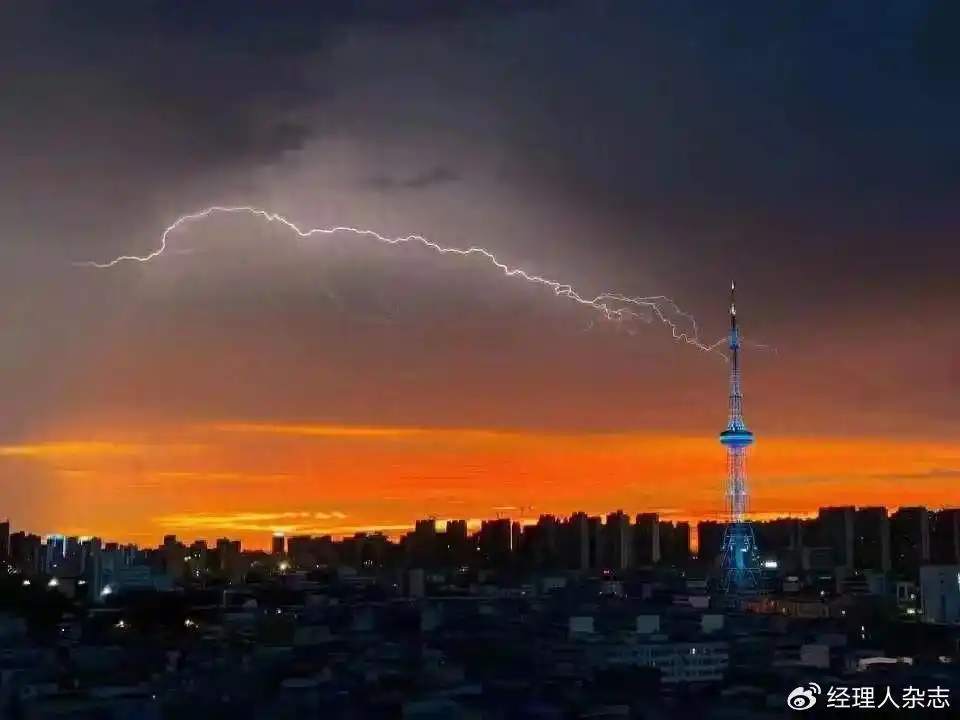 燕梳师院盘点2024年中国保险业十大新闻