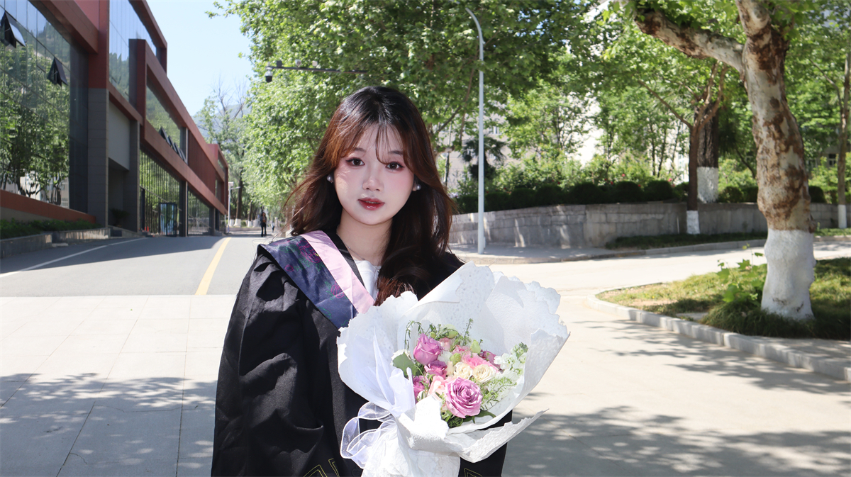 上岸！从西安翻译学院启航，逐梦云南大学新征程