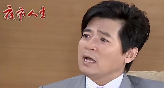 “6个老婆”同住一屋，每人每月7万零花钱，71岁又娶第七房小娇妻