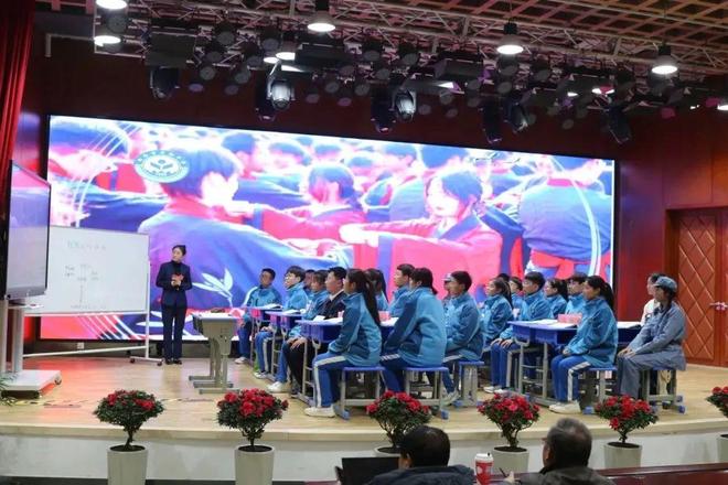 陕西省中小学思政课一体化教研活动在西安市车辆中学成功举办