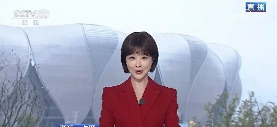 胡蝶：央视新生代女主播，荣获CCTV-13《亚运一点通》首席主持