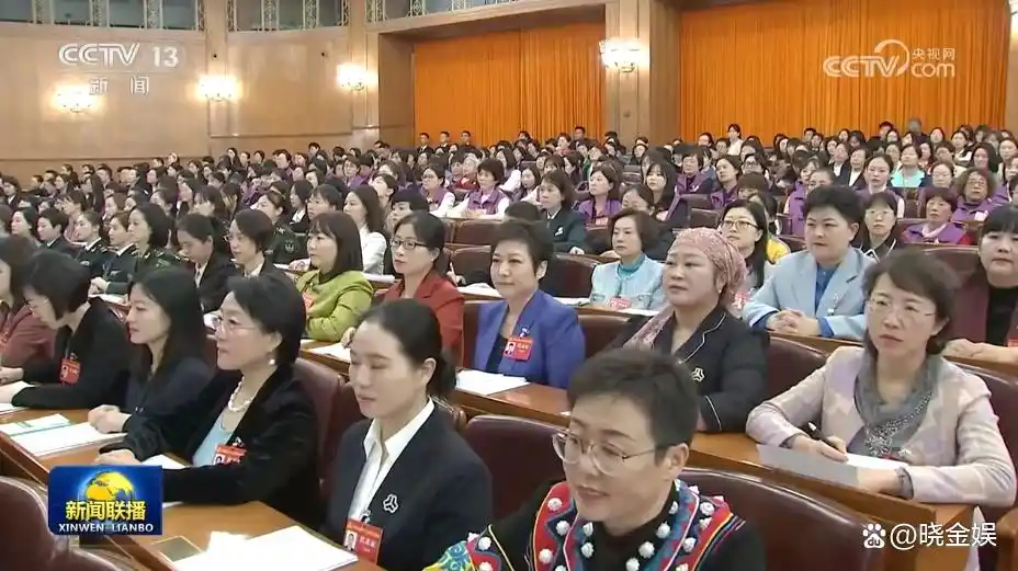 贺红梅：已半年时间不出镜，时隔204天后罕见在《新闻联播》露脸
