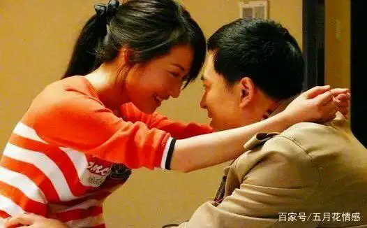 《蜗居》：宋思明和海藻是真爱吗？被已婚老男人撩，躲得远远的！