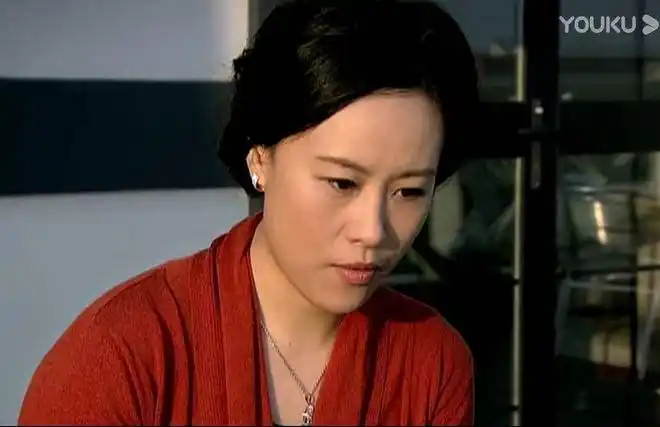 重温《蜗居》：读懂了宋思明对海藻的“深情”，才知宋太太的悲哀