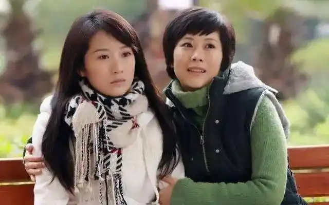 12年后，重温《蜗居》：这段婚外情让人不寒而栗，好讽刺的爱情