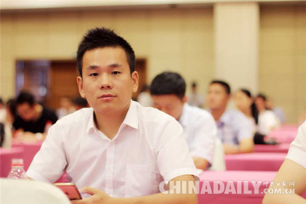 解密"龙港大叔新闻”：温州农民城大V如何炼成的？