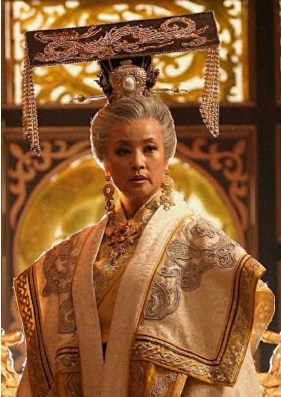 神龙政变后，81岁的武则天躺在病床上，是如何设计为自己复仇的？