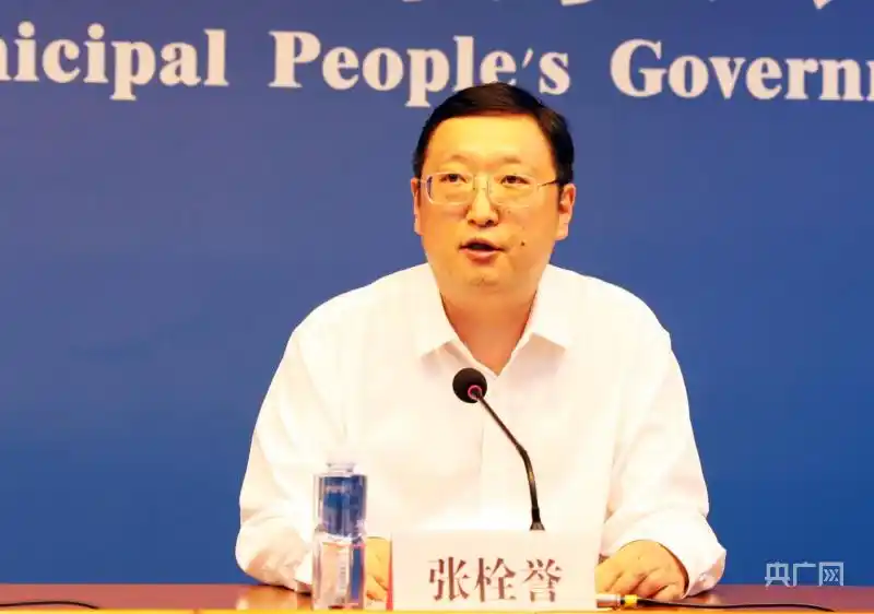 南阳市召开“三夏”生产专题新闻发布会 回应群众关切