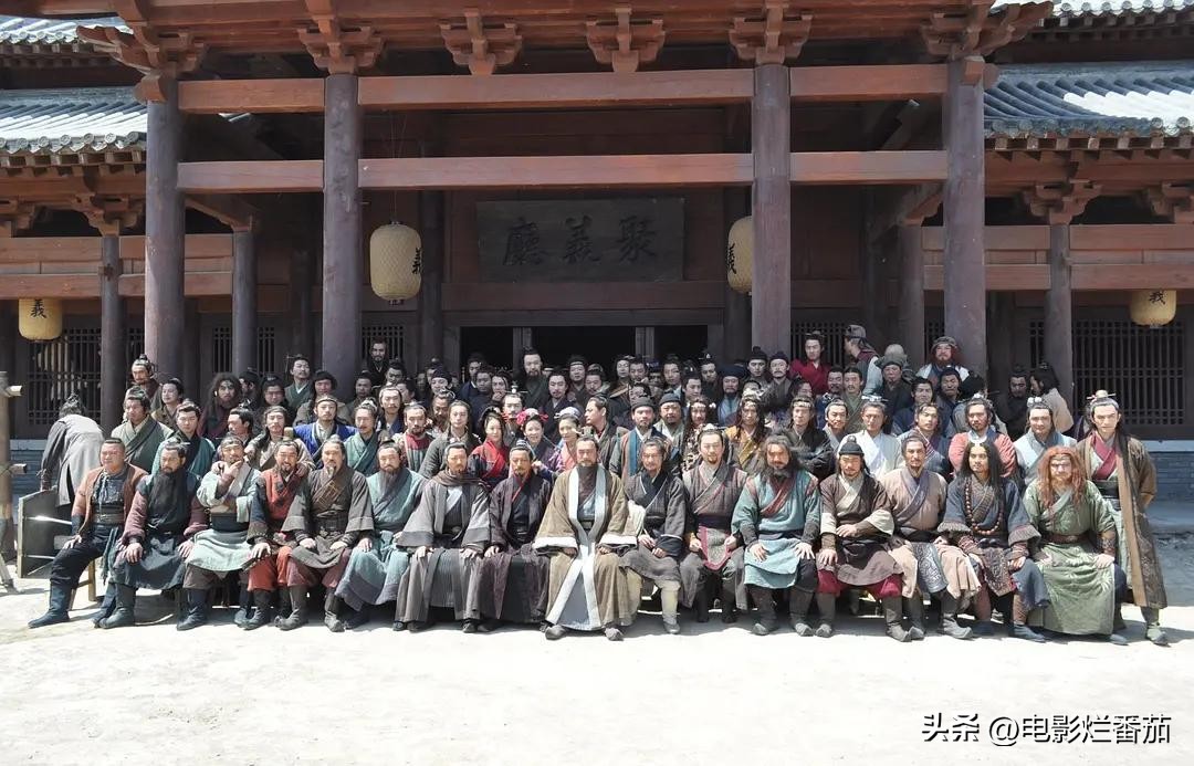 四大名著将翻拍，《红楼梦》导演确定，全国海选05后，宫斗戏加码