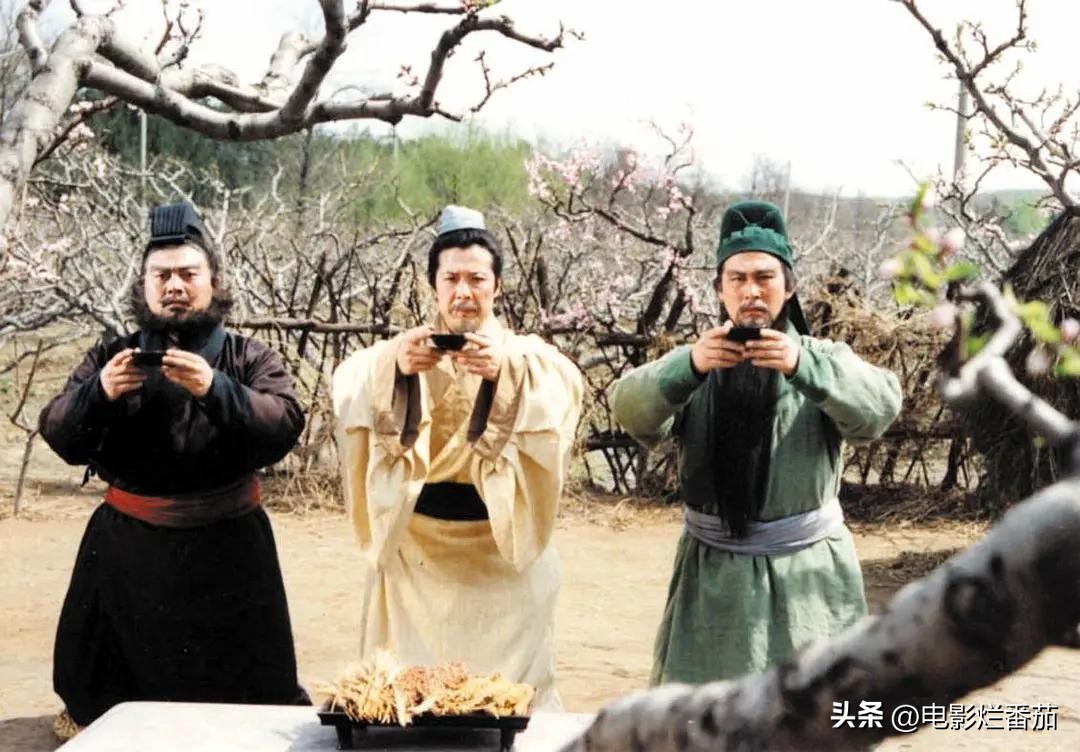 四大名著将翻拍，《红楼梦》导演确定，全国海选05后，宫斗戏加码