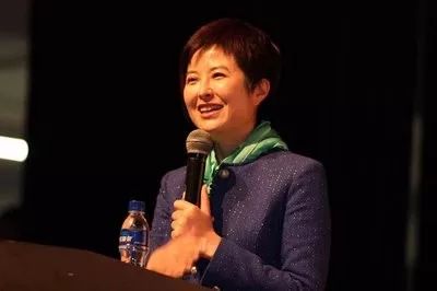 看了张泉灵的演讲，我终于明白这个女人大脑到底多厉害了