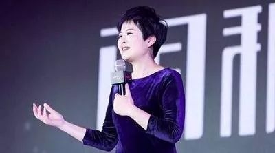 看了张泉灵的演讲，我终于明白这个女人大脑到底多厉害了
