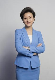 狠人张泉灵：北大学霸，央视记者，还报道阿富汗战争、非典、地震