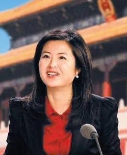 狠人张泉灵：北大学霸，央视记者，还报道阿富汗战争、非典、地震