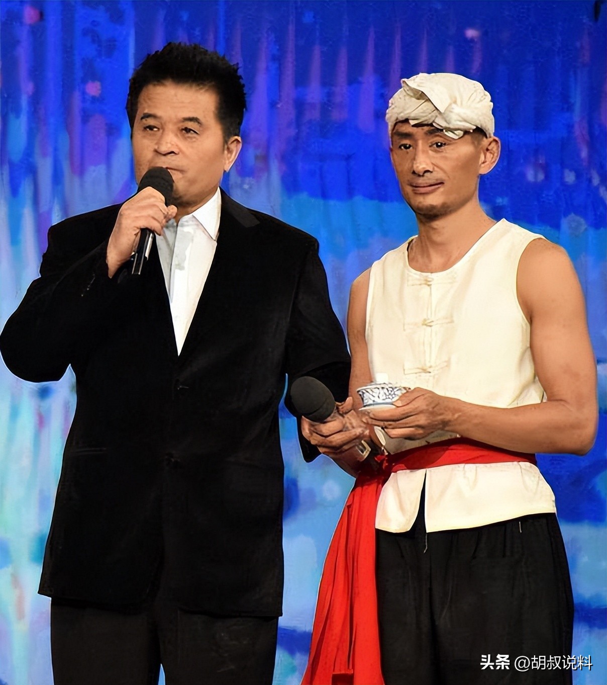 事实证明，“消失”8年的毕福剑，已经走上了一条不归路