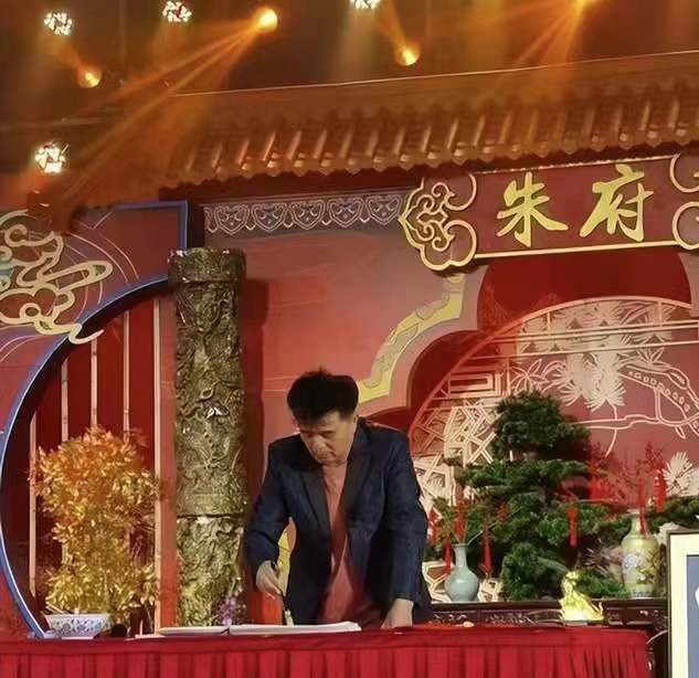 有种“报应”叫毕福剑，口无遮拦，侮辱先烈，走上了“不归路”