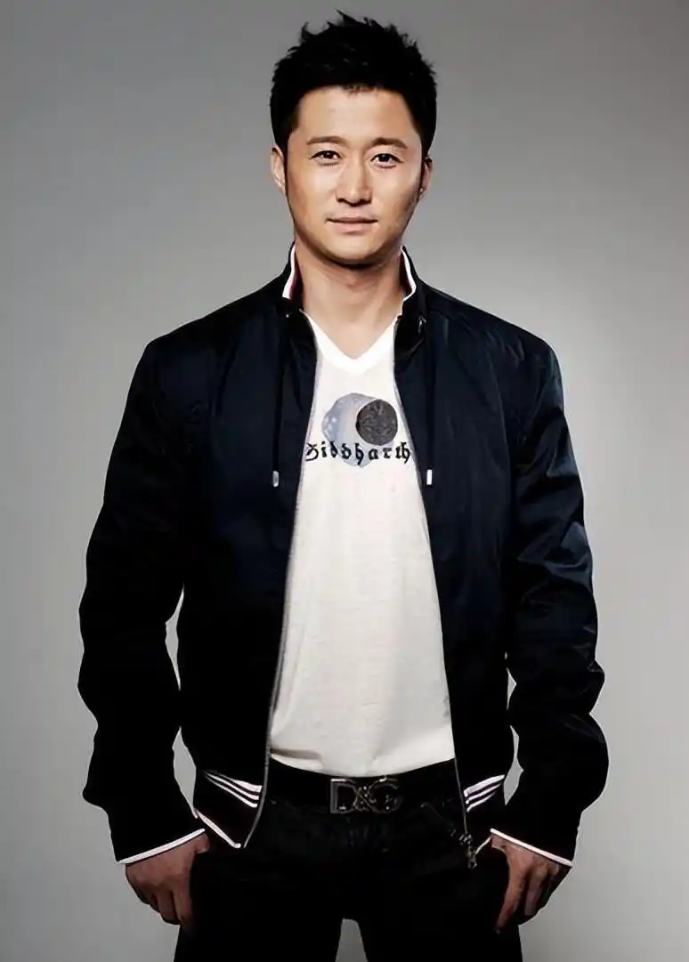 吴京近况引发热议！脸上皱纹明显太沧桑，网友：战狼也老了？