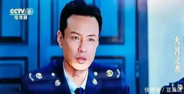 演完《金粉世家》，23年后又演《北上》，朱铁终因教儿谈恋爱窜红