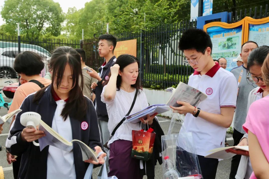 加油，7000多名追梦少年！2025中考首日现场直击