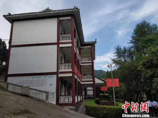 贵州湄潭：茶旅结合造就“七彩”生活