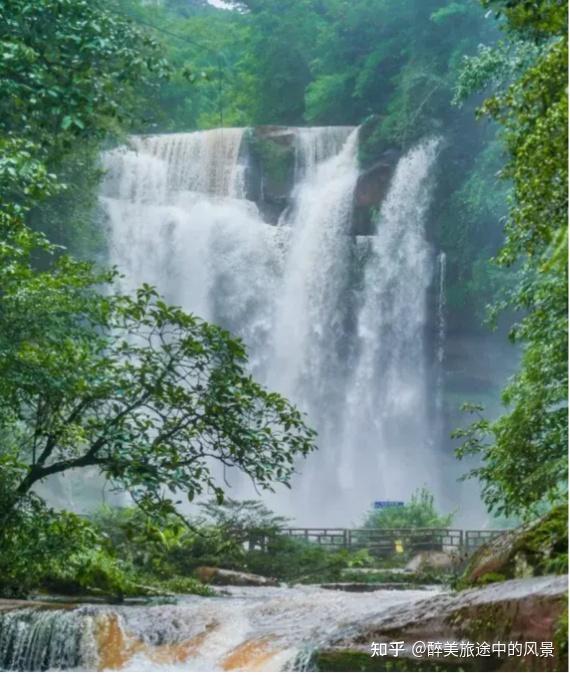 贵州旅游保姆级攻略（必去景点 + 交通 + 民宿 + 美食）