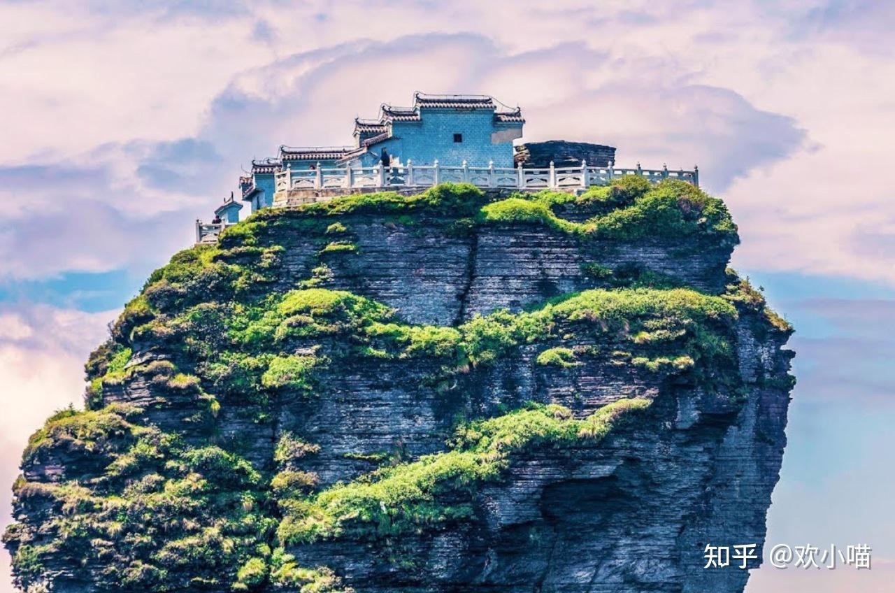 贵州旅游-真正的避暑胜地，2024贵州旅游攻略（含五大必去景点+美食+线路+费用）