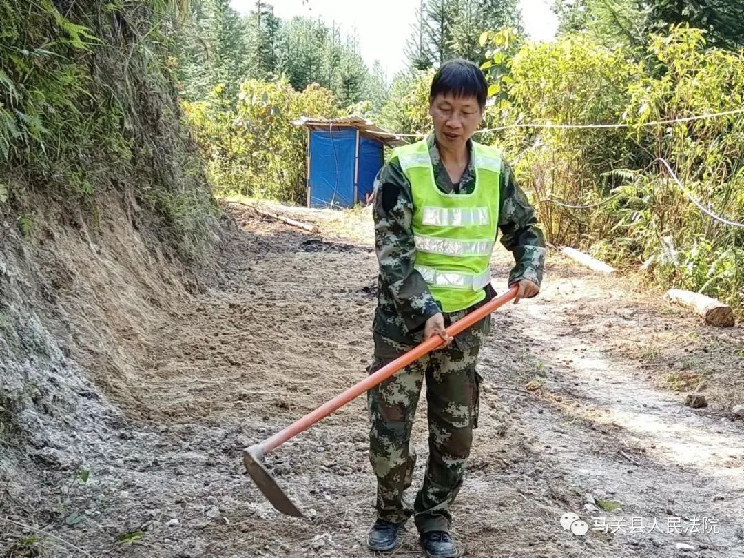 马关法院守边故事：一家三口守边人 同心抗疫守边疆