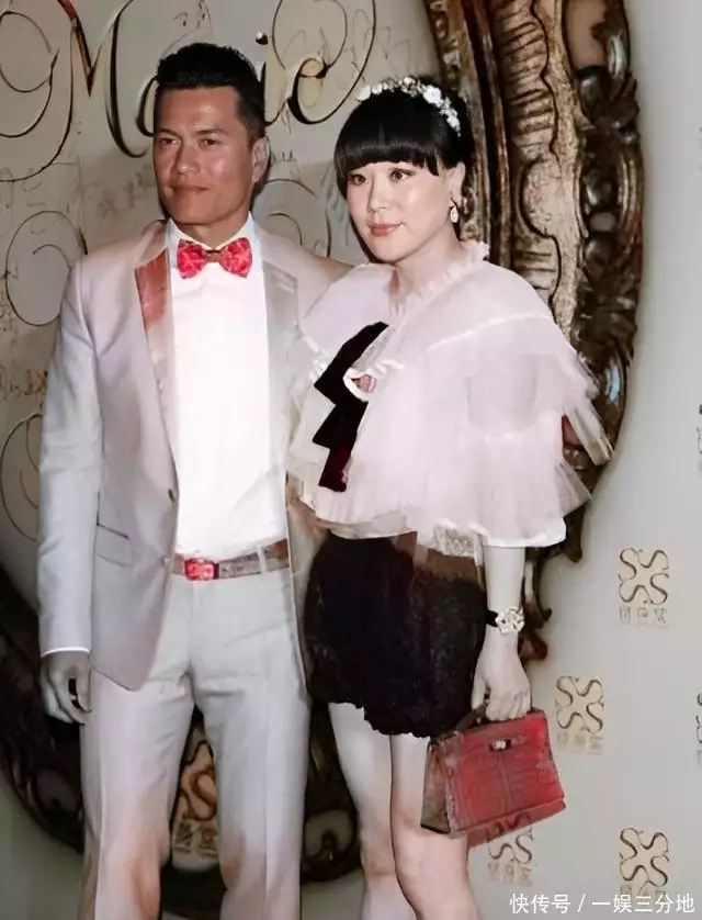“贵州富婆”杨小娟：嫁三婚演员吕良伟，婚后生一子，幸福美满