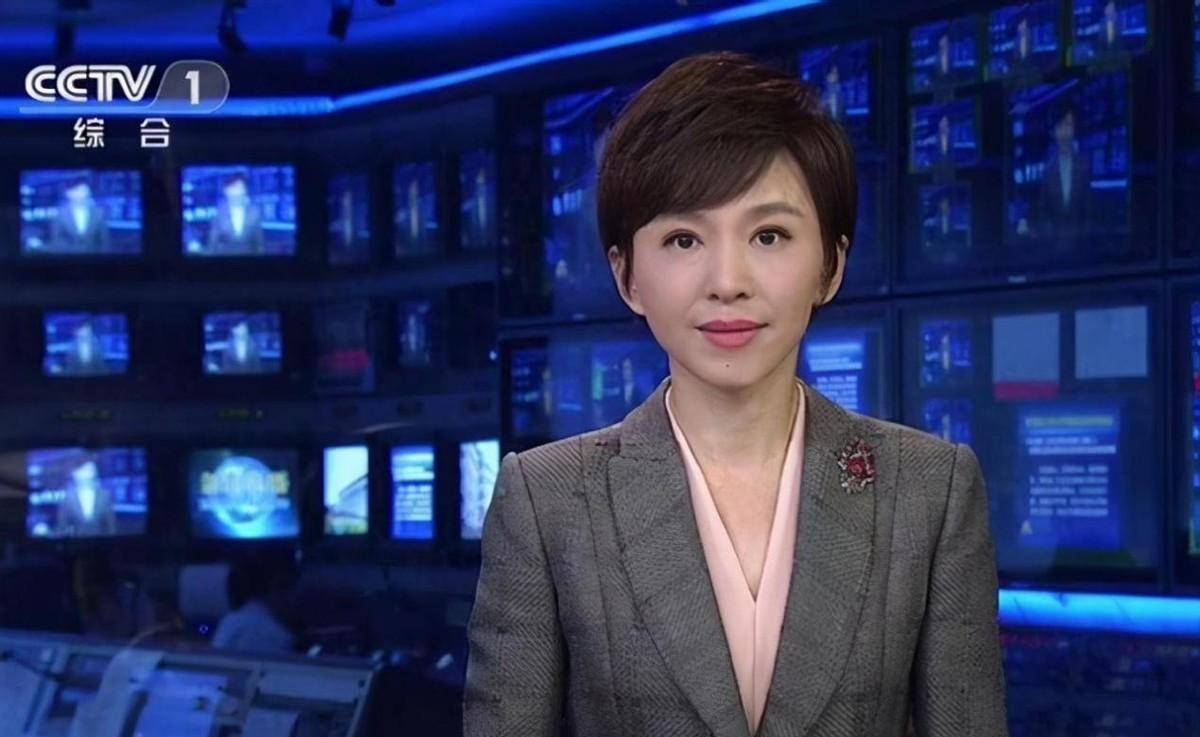 欧阳夏丹：主持《新闻联播》9年，两年前突然消失，背后有何隐情