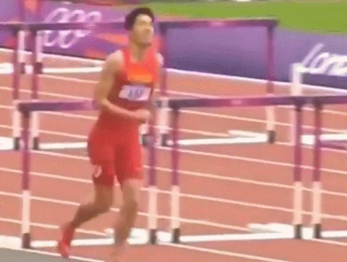 “亚洲飞人”刘翔：因退赛被国人骂了12年，如今退役后怎么样了？