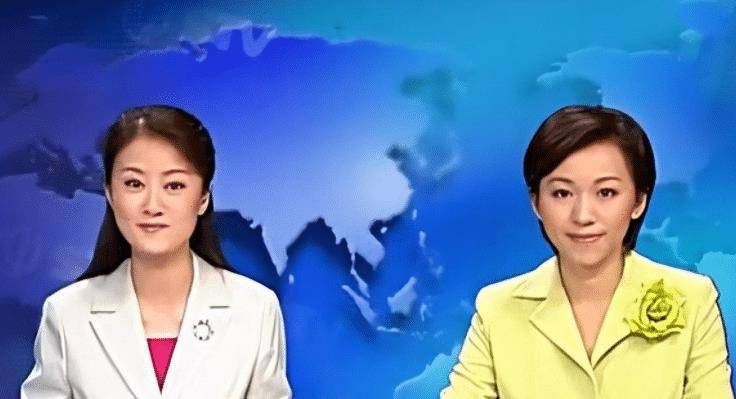 央视主持人欧阳夏丹：父亲曾患癌去世，母亲也患癌，45岁依然单身
