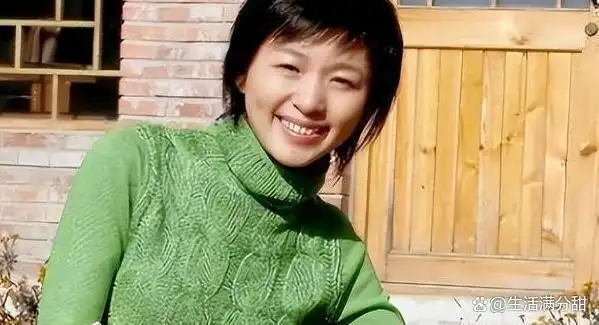 欧阳夏丹离开央视光环，回归普通人生活，她是否后悔？