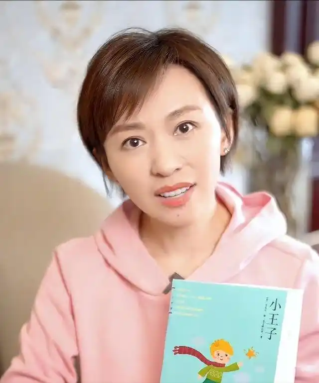 主持人欧阳夏丹，离开央视后几乎没有固定的职业，46岁还是单身