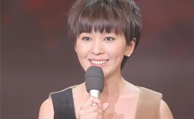 主持人欧阳夏丹，离开央视后几乎没有固定的职业，46岁还是单身