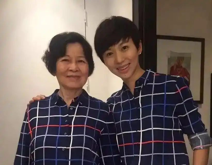 主持人欧阳夏丹，离开央视后几乎没有固定的职业，46岁还是单身