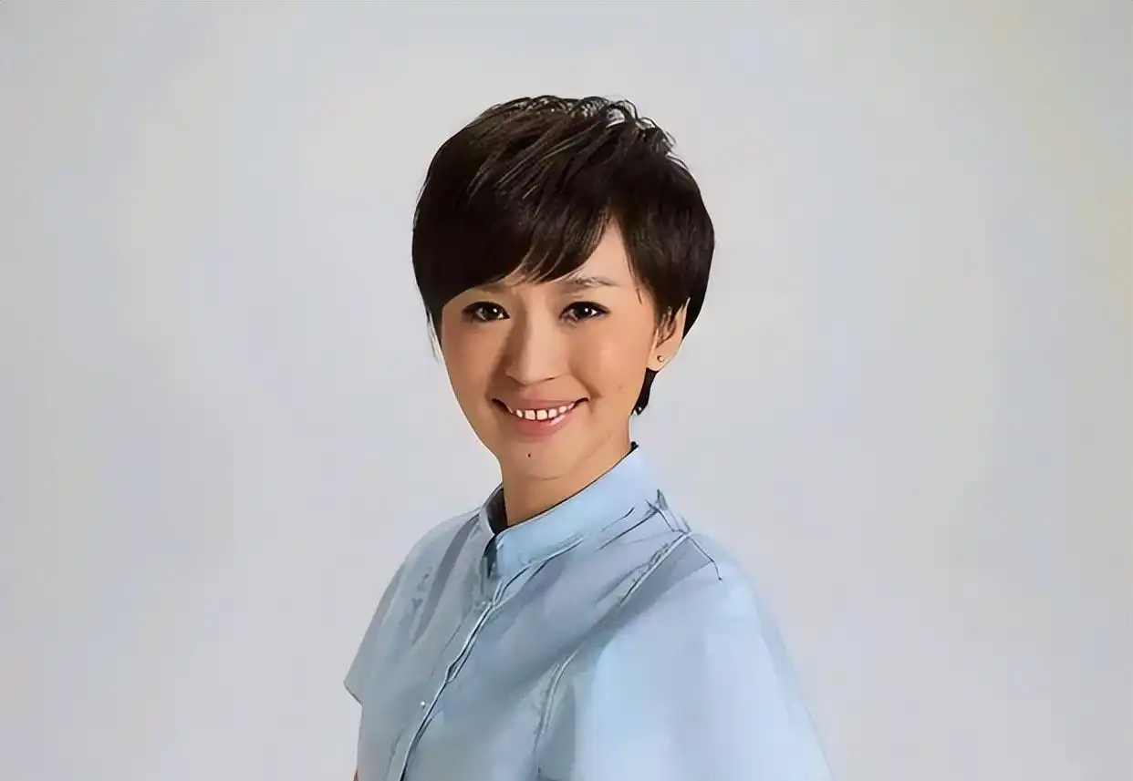 主持人欧阳夏丹，离开央视后几乎没有固定的职业，46岁还是单身