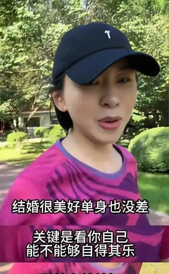 主持人欧阳夏丹，离开央视后几乎没有固定的职业，46岁还是单身