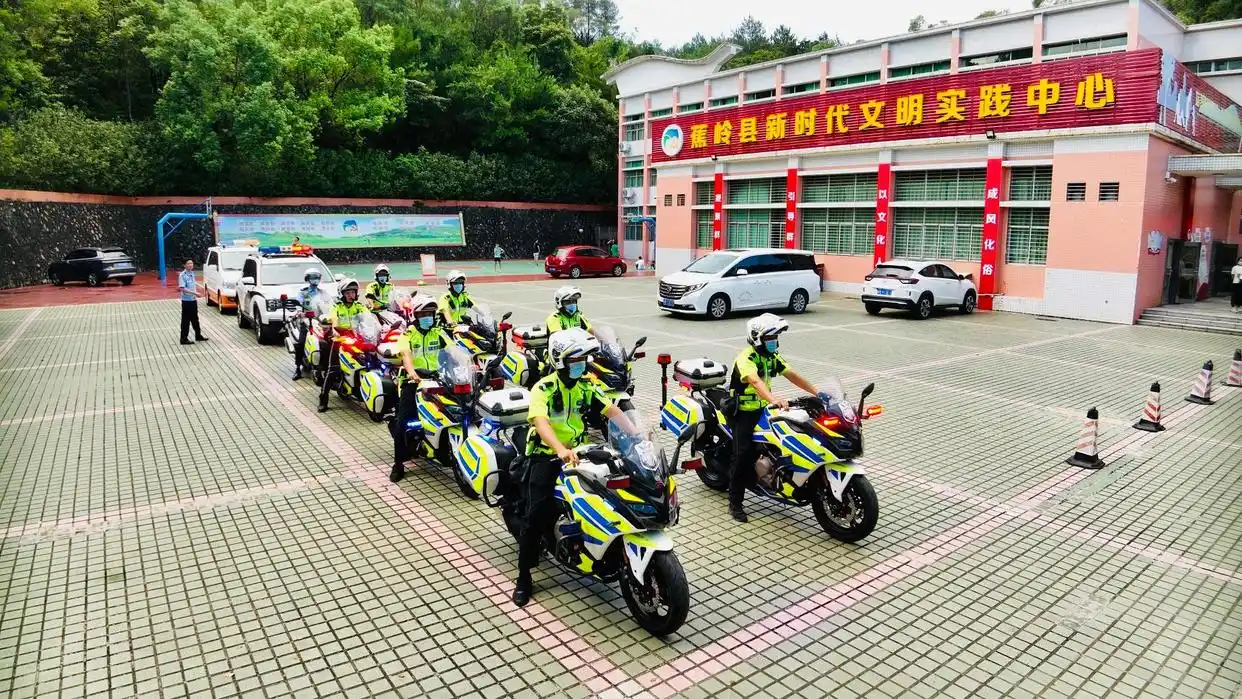 梅州蕉岭县举行交通秩序专项整治提升行动启动仪式
