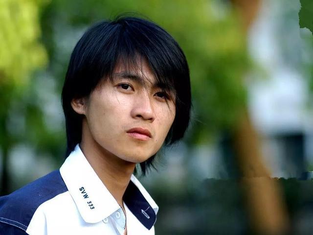 为什么说韩寒代笔几乎是被实锤？韩寒的这三点表现就是“铁证”！