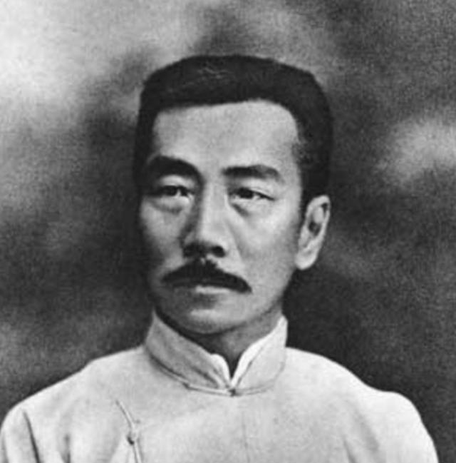 为什么说韩寒代笔几乎是被实锤？韩寒的这三点表现就是“铁证”！