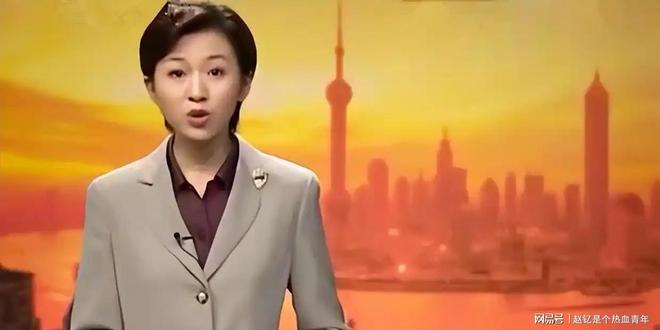 欧阳夏丹48岁改行成功，央视主持人的转型之路